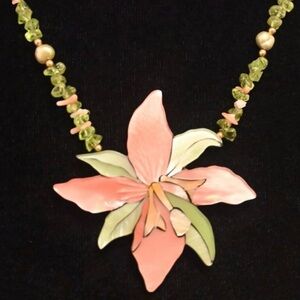 Hawaiian Mother of Pearl Mermaid Sea Goddess Flower Necklace